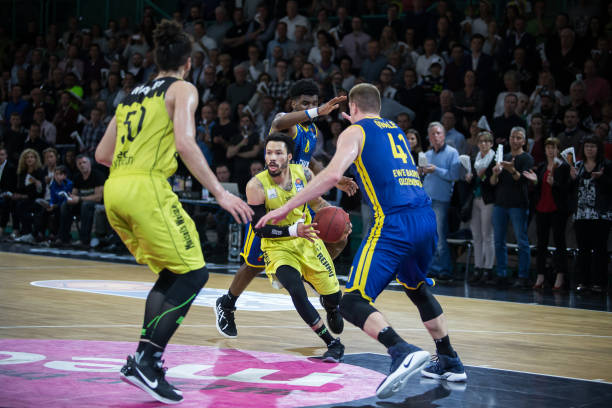 榜上处于劣 榜上处于劣