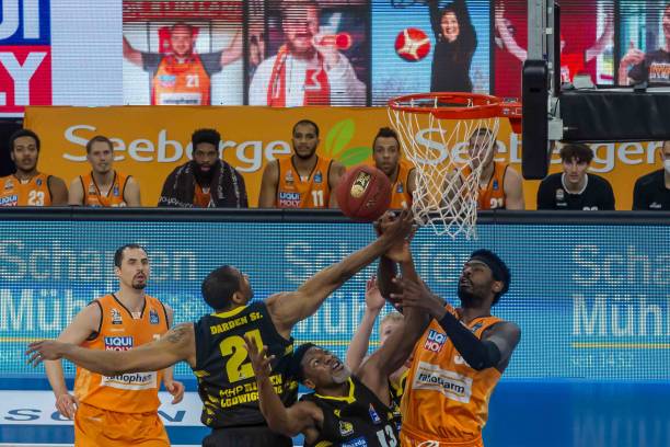 既满足SE 既满足SE